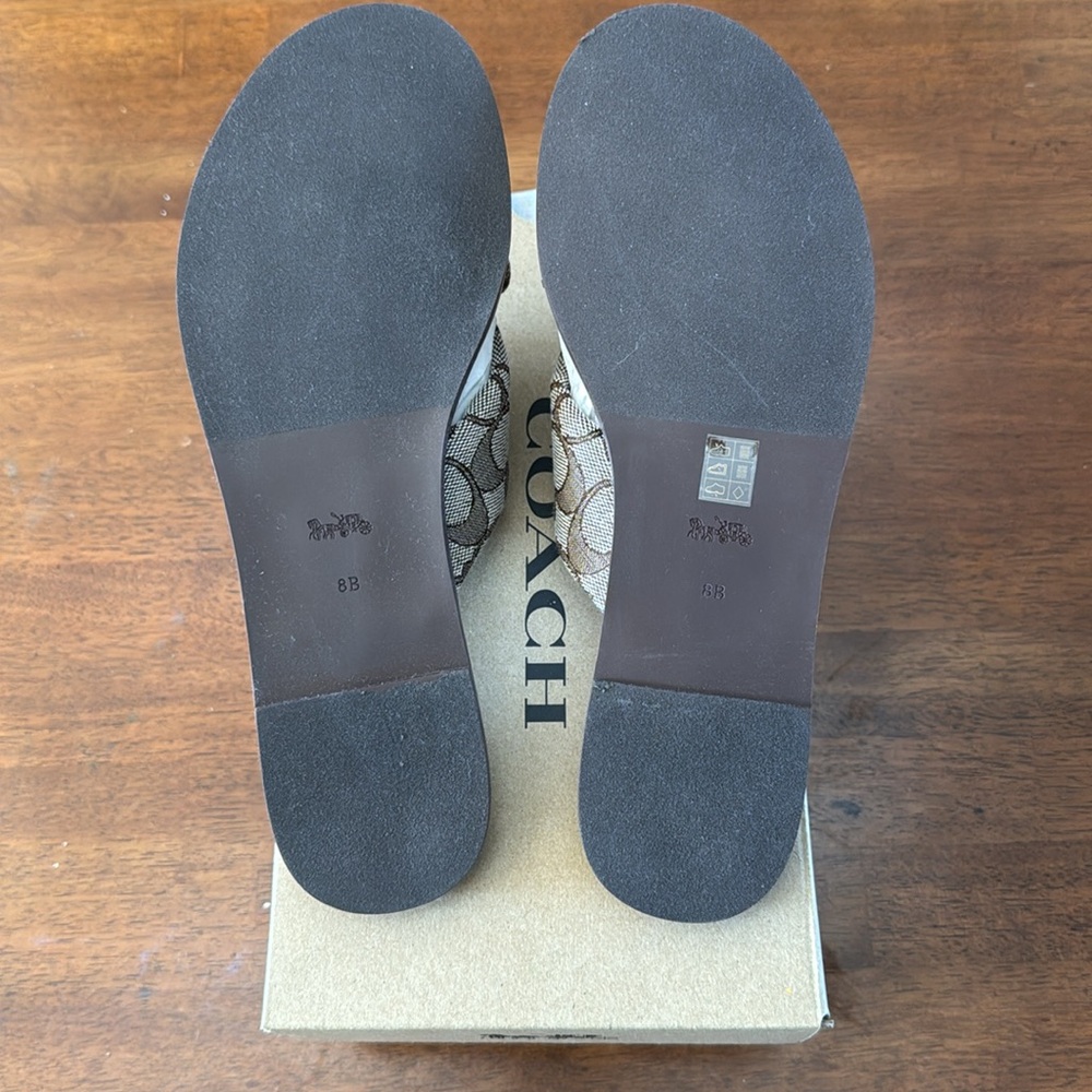 NWT Coach Link Criss Cross Slide In Signature Jacquard Size 8B in Oak color - Picture 4 of 5